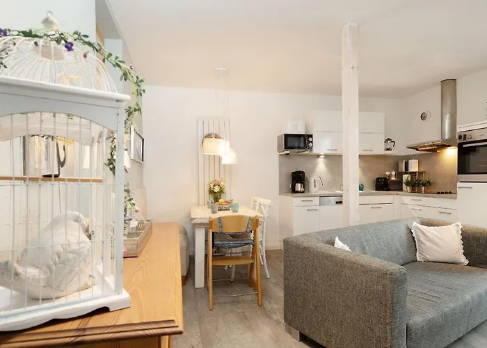 Instenweg 14 Sternhus * Rettin